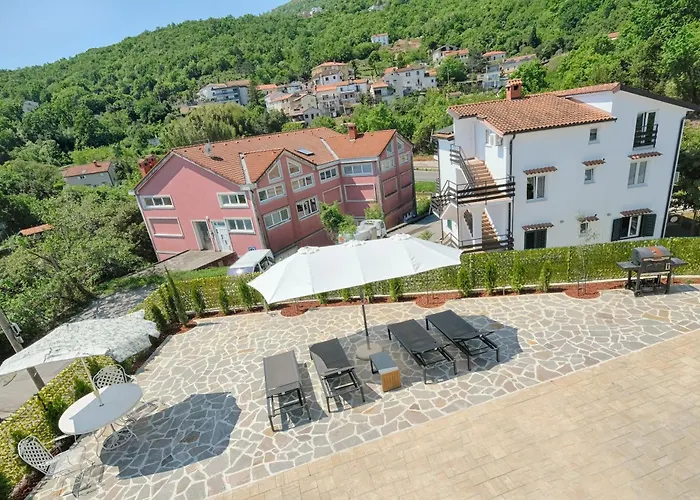 Opatija Mia * Donji Rukavac